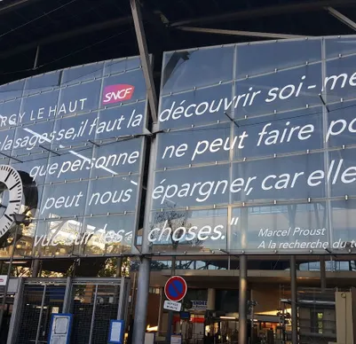Illustration of the train station Cergy le Haut
