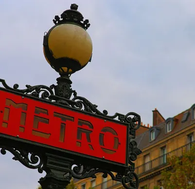 Illustration de la gare Invalides