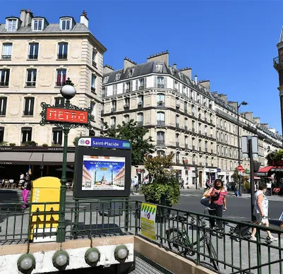 Illustration of the metro station Vaugirard